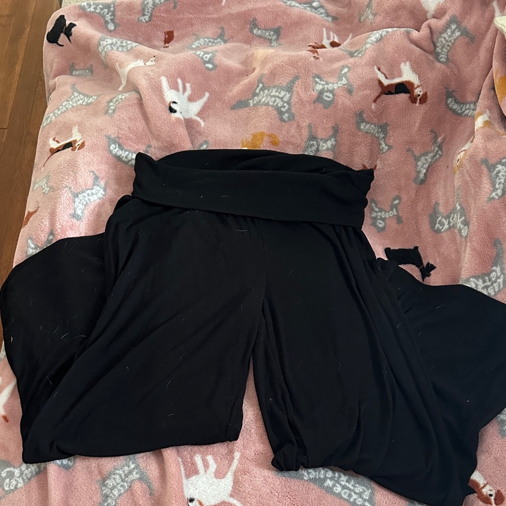 Ribbed Wide-Leg Yoga Pants